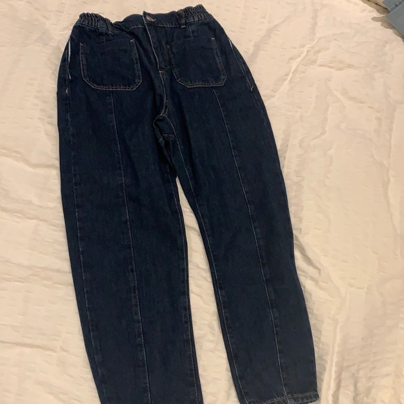 Zara size US 4 dark baggy denim, elastic waist - Picture 1 of 2